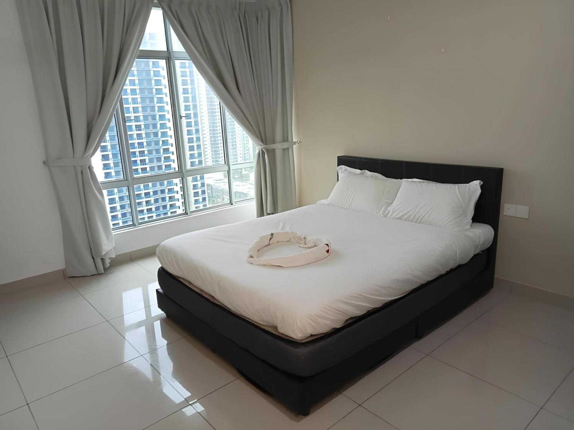 Aliff Avenue 2103 Same Row Capital Mall By Natol Apartment Johor Bahru